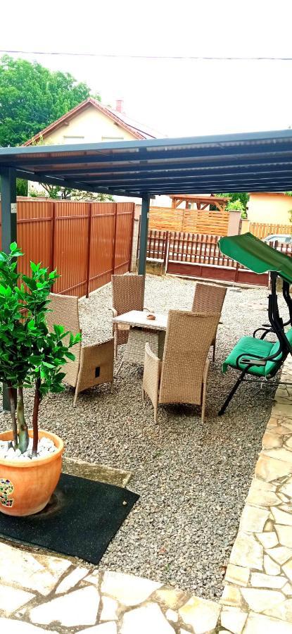 Csigahaz Apartman 페치 외부 사진
