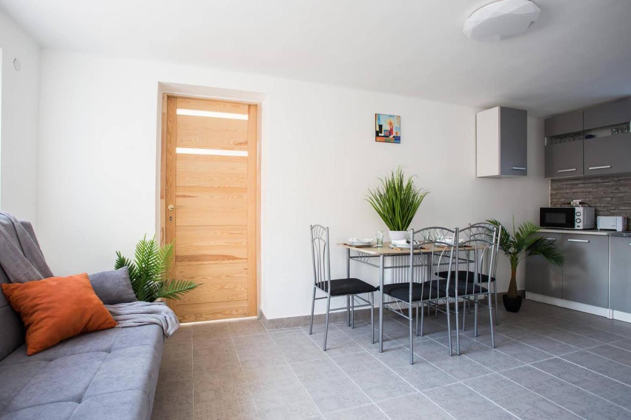 Csigahaz Apartman 페치 외부 사진
